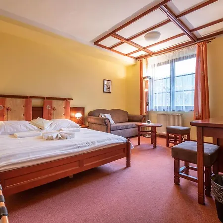Golfer Hotel 3*